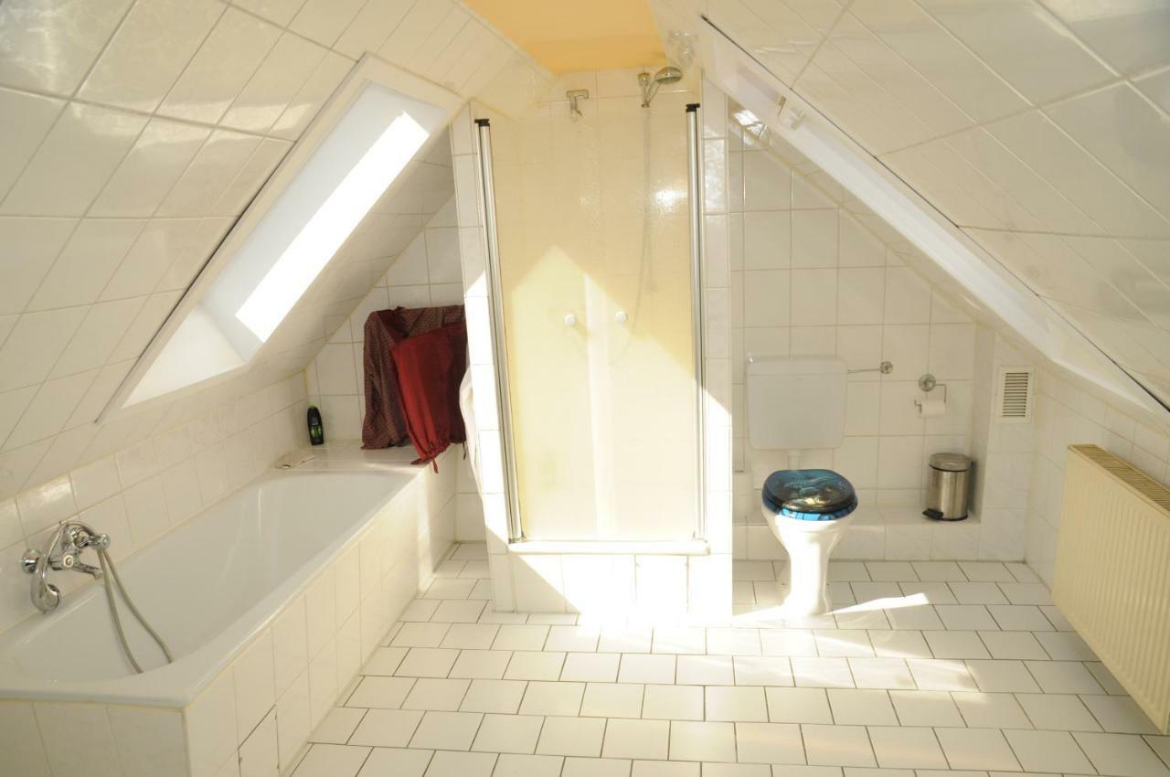 Messezimmer Laatzen Hannover Bagian luar foto